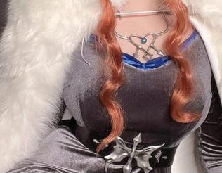 谁能想到Alina Becker的护士Cos会这么好？这图册，难道是逆袭的节奏？